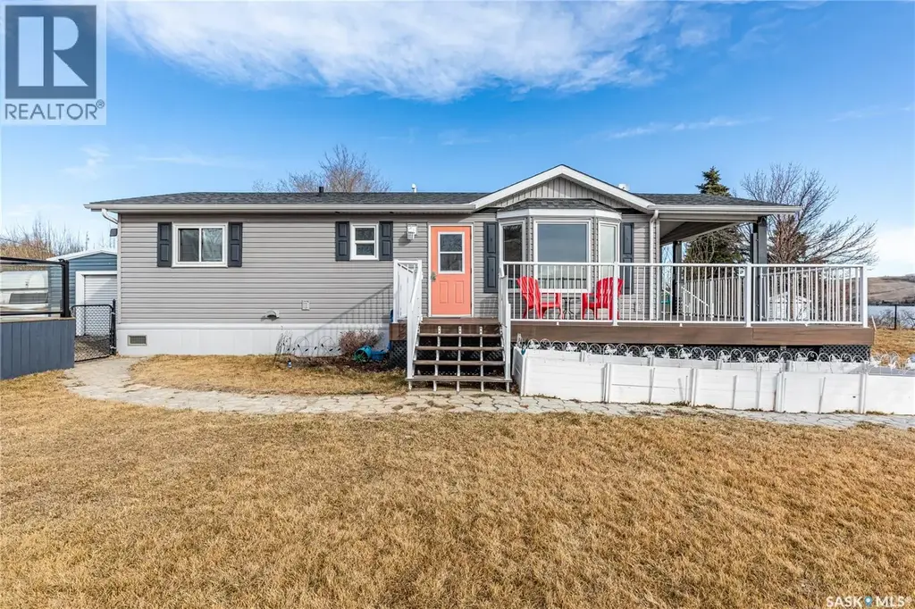 130 Marine Drive, South Lake